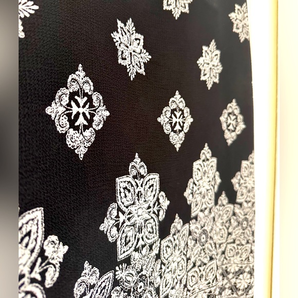 Beach Cover up - Picture 2 of 5